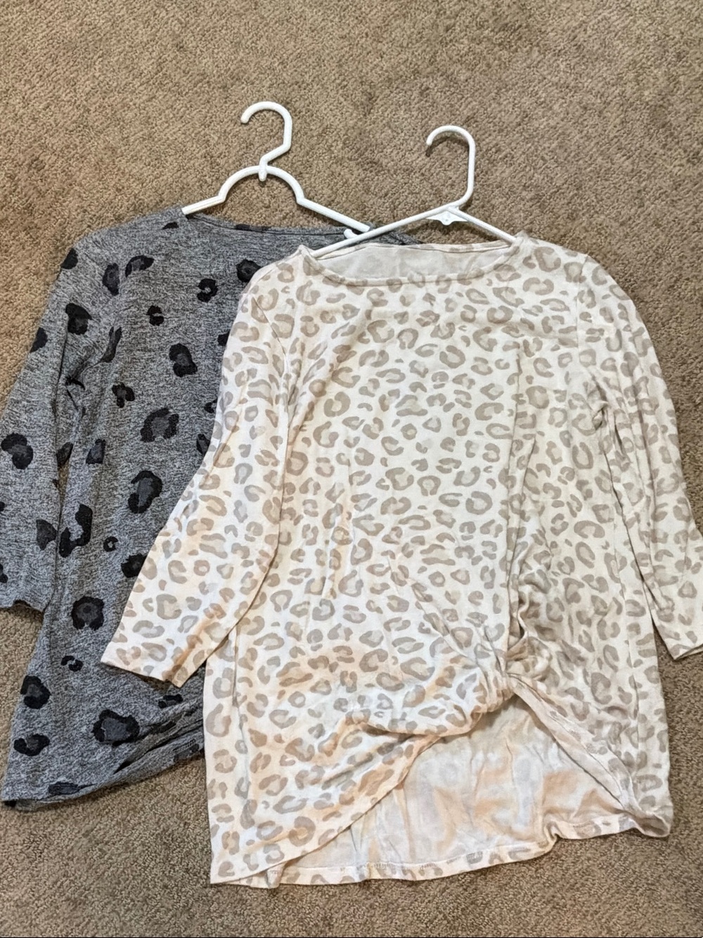 SET Gibsonlook Twist Front Tees